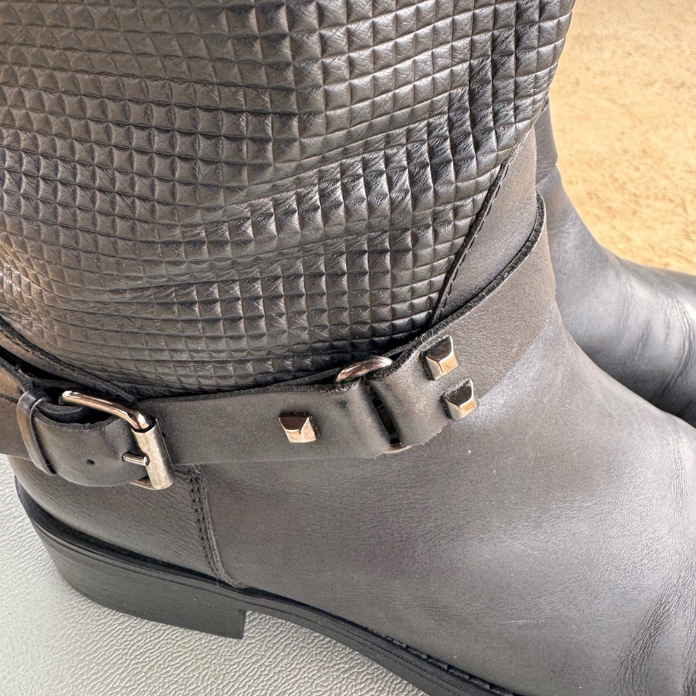 Aquatalia Textured Black Leather Boots